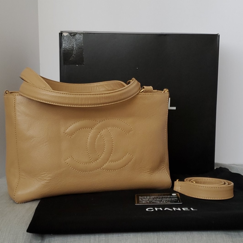 CHANEL BEIGE CAVIAR TOTE